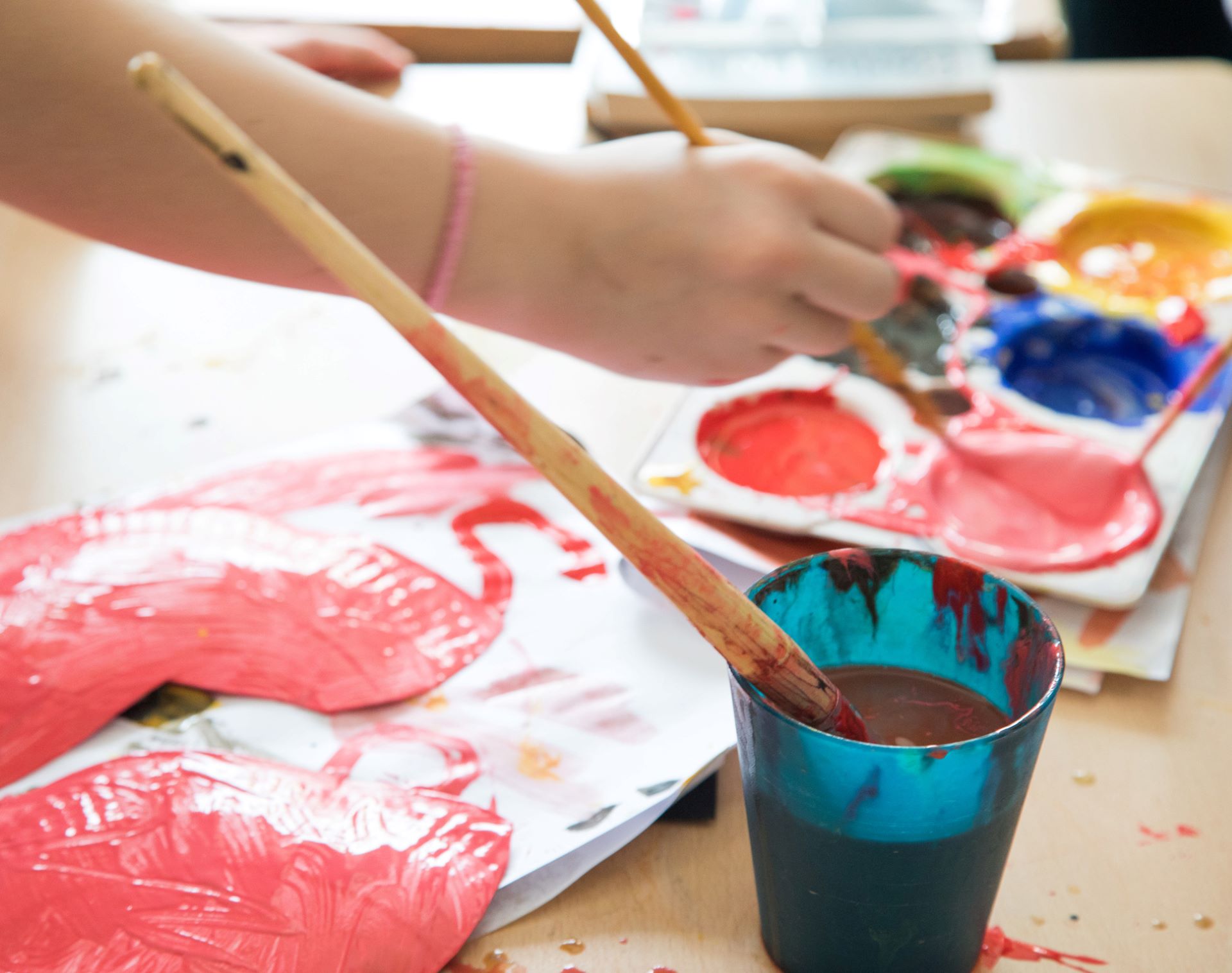 Childs hands painting